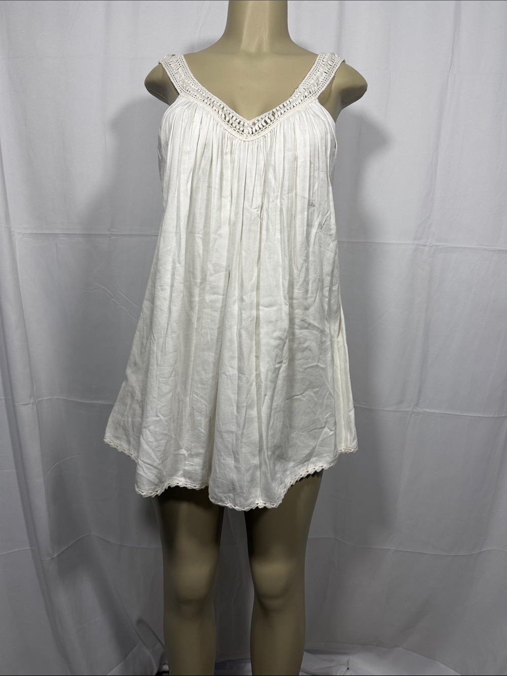 White crochet Women’s mini dress